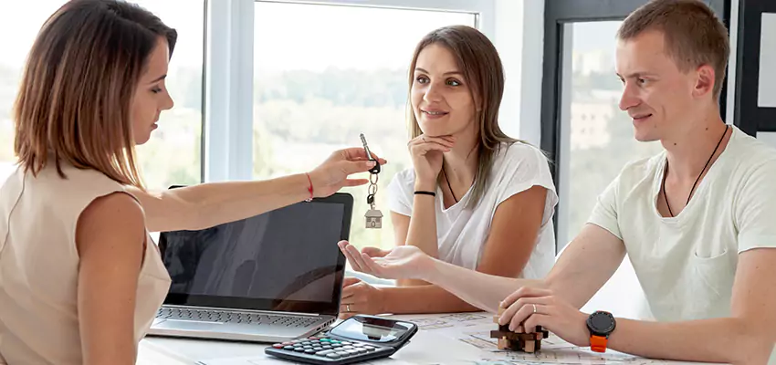 Situations Where Selling Your Apartment is Most Practical in Smithtown, NY