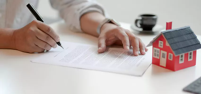 How We Calculate Your Sell House in Foreclosure Offer in Smithtown, New York?