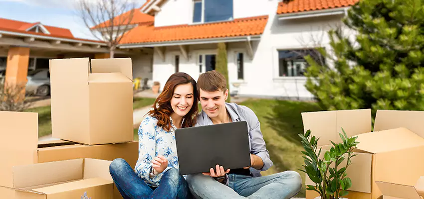 How We Determine Your Sell Townhouse Offer in Smithtown, NY?